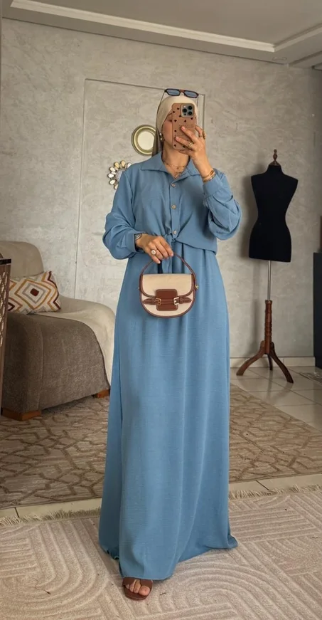 الملابس