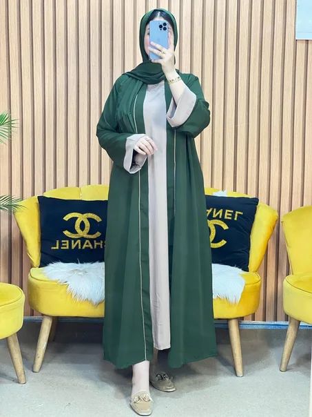 الملابس
