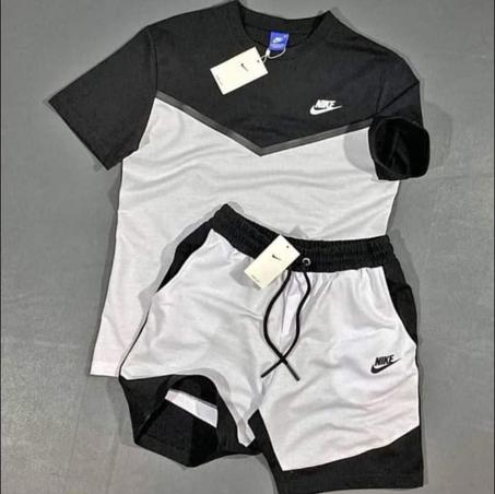 NIKE SHORT