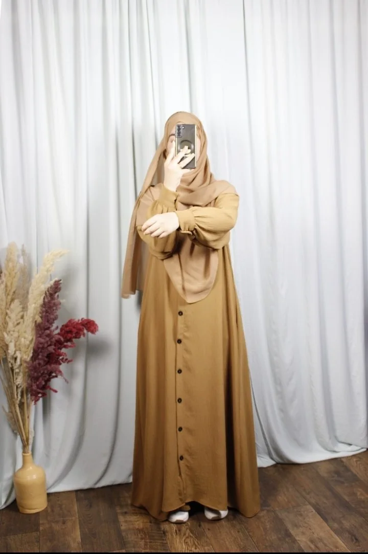 عباية ندى – ثوب كريب مكرش ممتاز