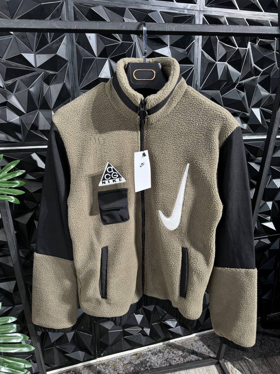 كاشميرة نايكي CASHMERE NIKE