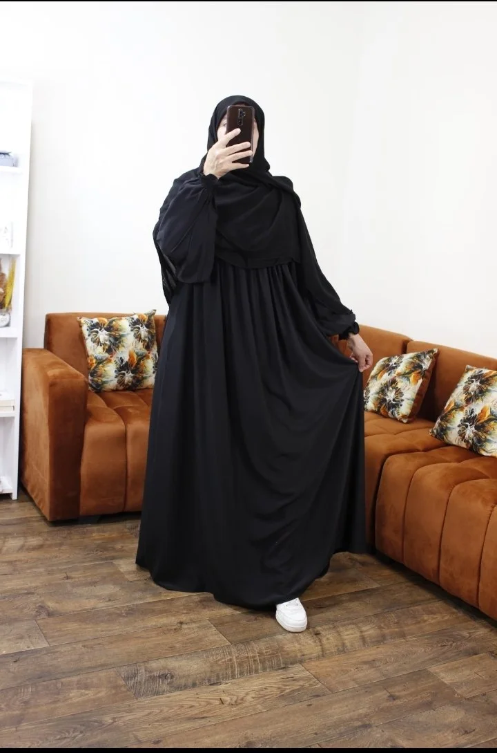 عباية آية – ثوب كريب روزا ممتاز