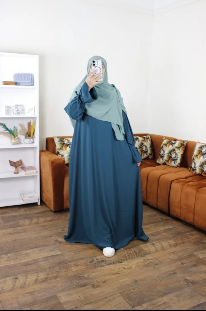 عباية فرح – ثوب كريب روزا