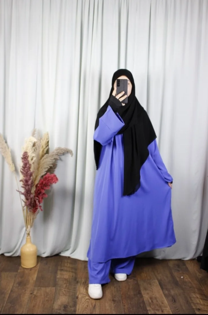 عباية ياسمين – ثوب كريب روزا ممتاز (النسخة الفاخرة)