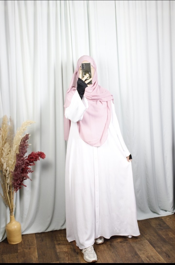 عباية شدى – ثوب كريب مكرش ممتاز