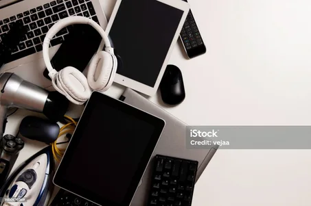 أدوات إلكترونية