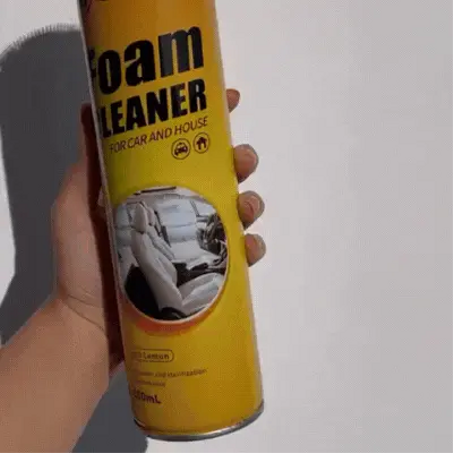 AYKU Foam Cleaner هو الحل المثالي باش تتخلص من الوسخ والبقع والغبرة لي كيتجمعو فالكراسي والسقف والأبواب