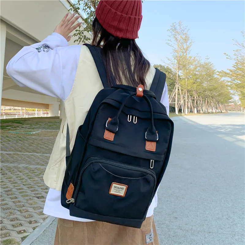 حقيبة ظهر نسائية بسعة كبيرة،