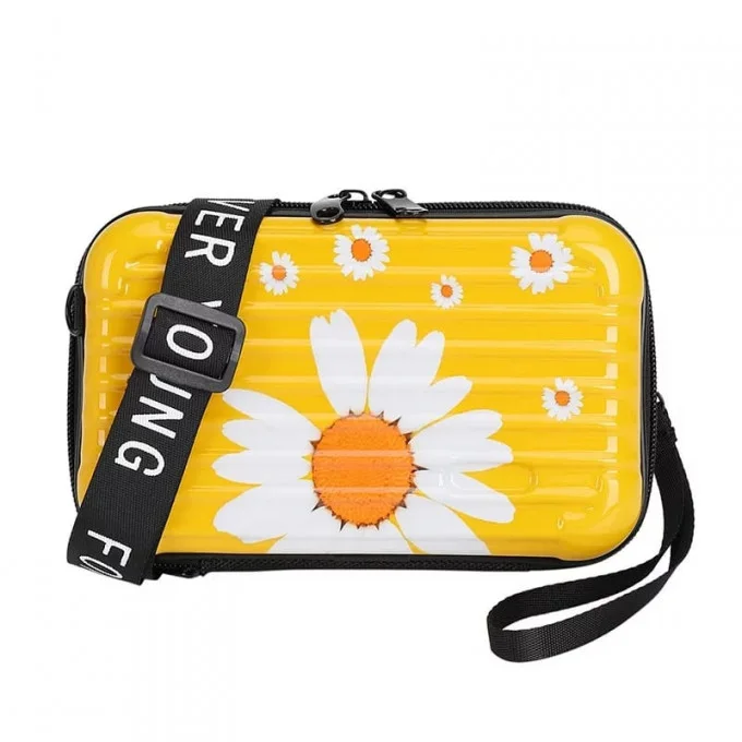 حقيبة نسائية صغيرة على شكل ديزي