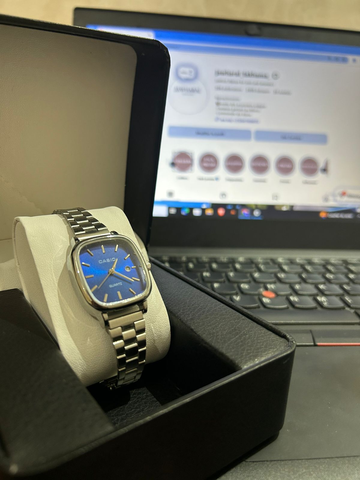 La montre casio pour les hommes