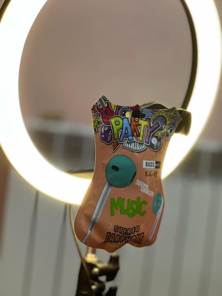 باقة مختلطة (pack 6/1) air pod+smart watch+chrjer orijinal+chrjer pour qirpood+kit gratouit+ligon d ecran