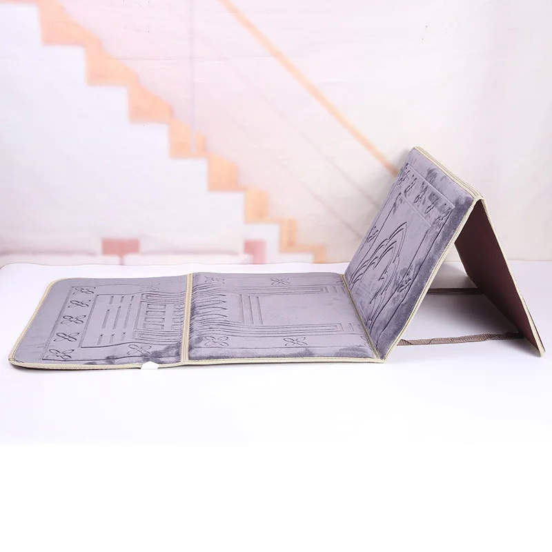 سجادة الصلاة مع مسند للظهر