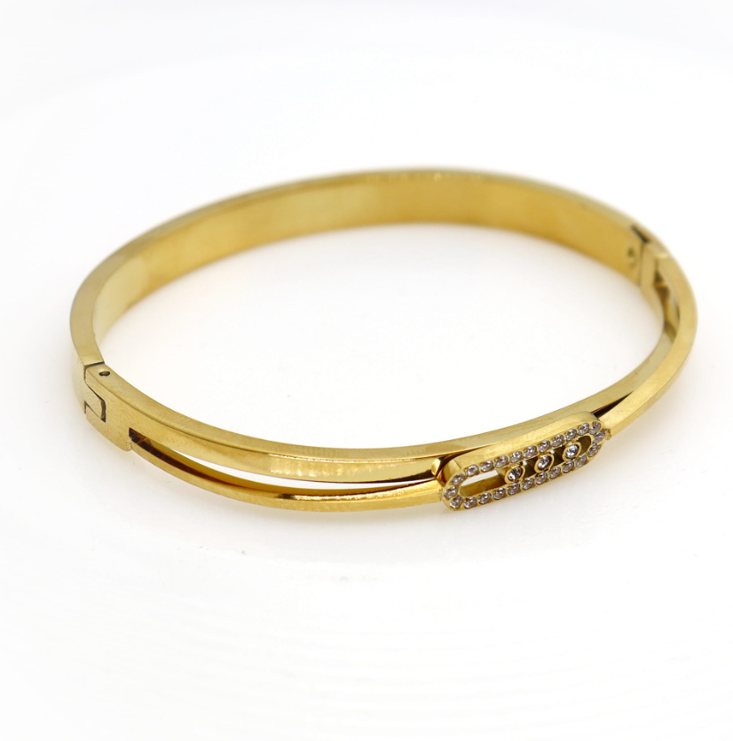 stores/efbdfb70943d92a76042cf6f7dd20cf8/products/xnIggCRp8G5qmLpzzZanOaR4P0eTpyUKNDdH7vMe.png