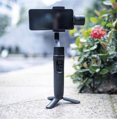 مثبت الهاتف المحمول