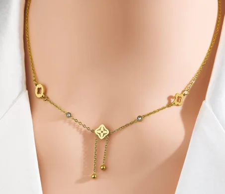 Colier Louis vuitton en acier inoxydable