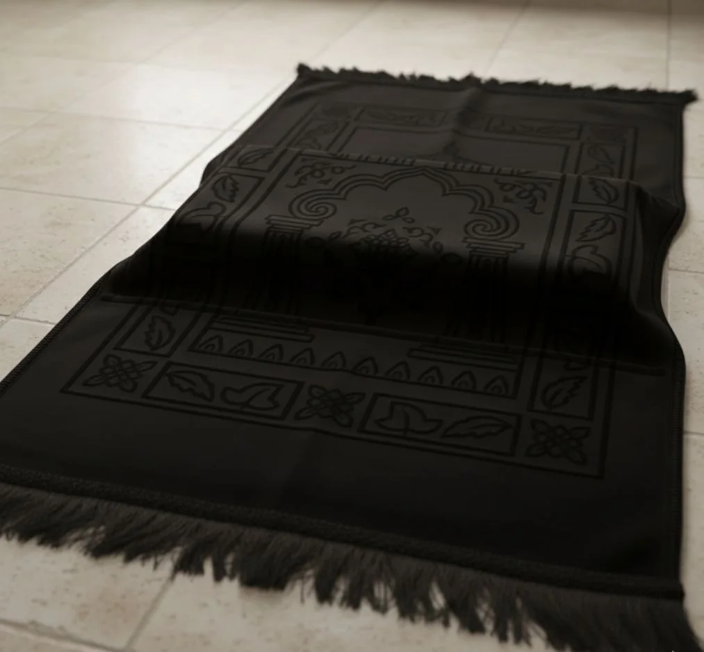 🕌 سجادة صلاة طبية – راحة وخشوع بلا ألم 🤲