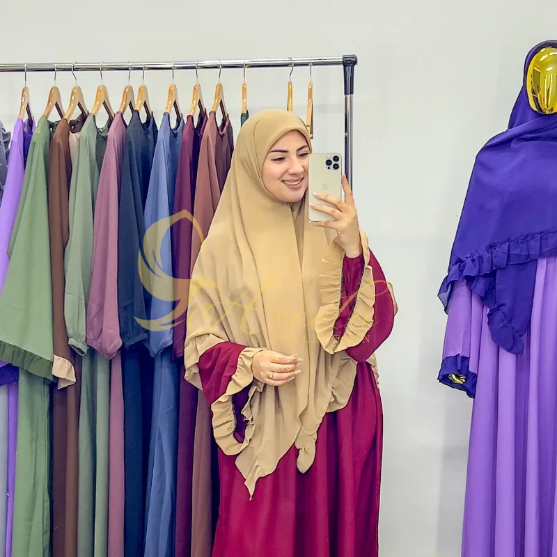 Ruffled abaya                                                                                                     عباية كشكشة بفولار