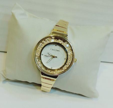 CK ساعة انسيال حريمي فصوص جودة عالية خامة ثقيلة