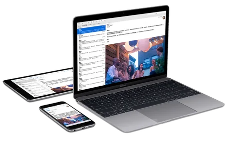 MACBOOK AIR