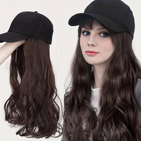 قبعة سوداء مع شعر مستعار مجعد