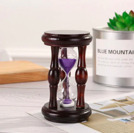 mini sablier en bois antique pour décoration de bureau