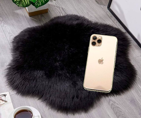 Petit tapis à poils longs en fourrure , 35 x 35 cm