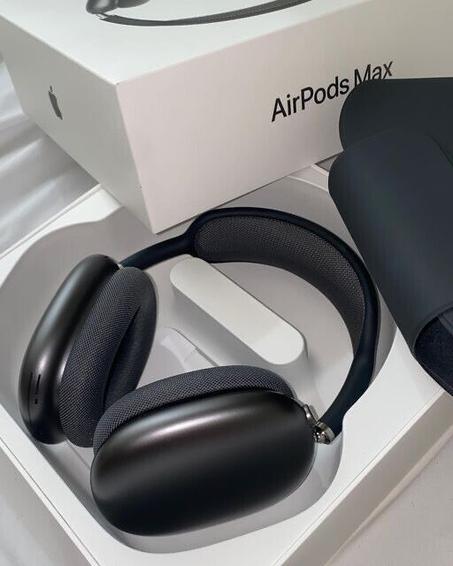 Apple AirPods Max