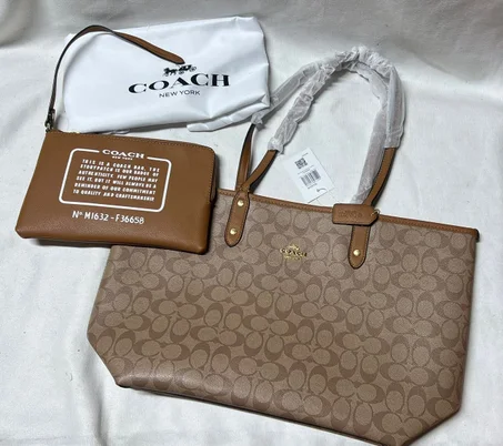 Coach tooth bag