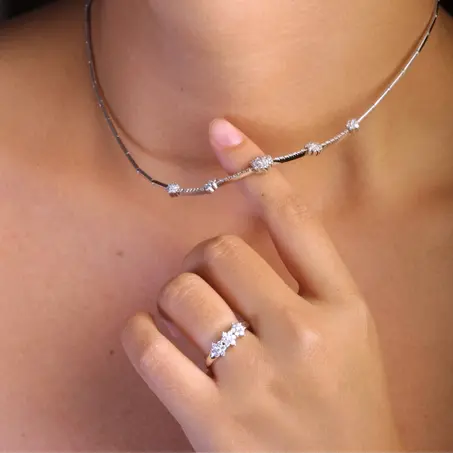 عقود   NECKLACES