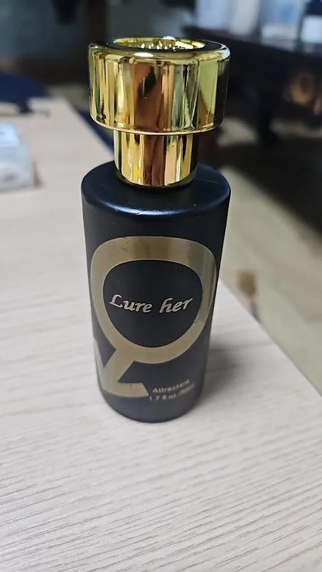 Golden Lure Pheromone Perfume