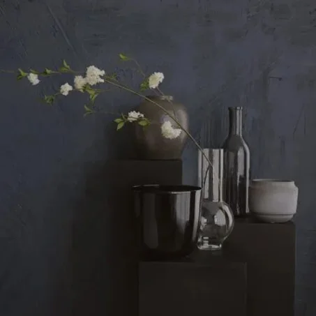 الأواني والمزهريات