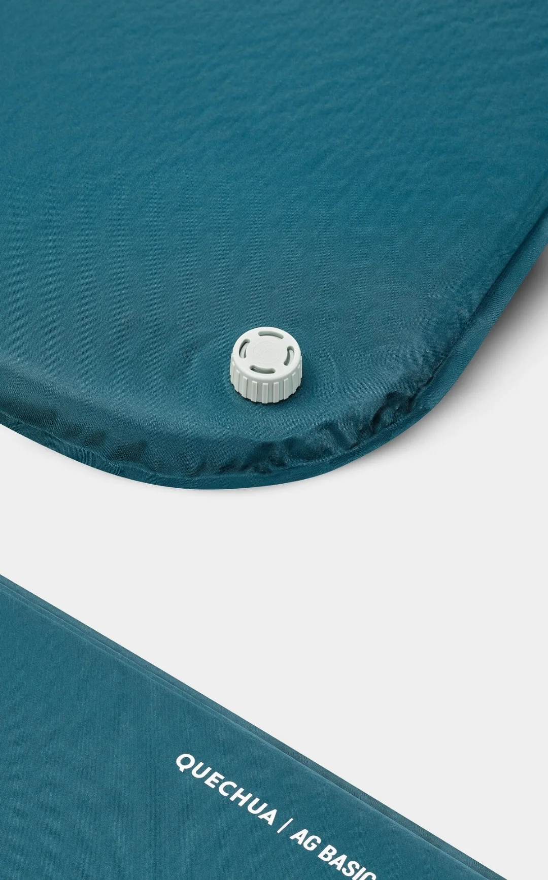 Tapis Gonflable  Autogonflant de la Marque Quechua pour Camping. Compact, léger, facile à transporter et pratique.