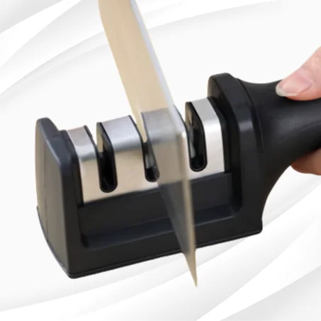 مبراة السكاكين المحمولة