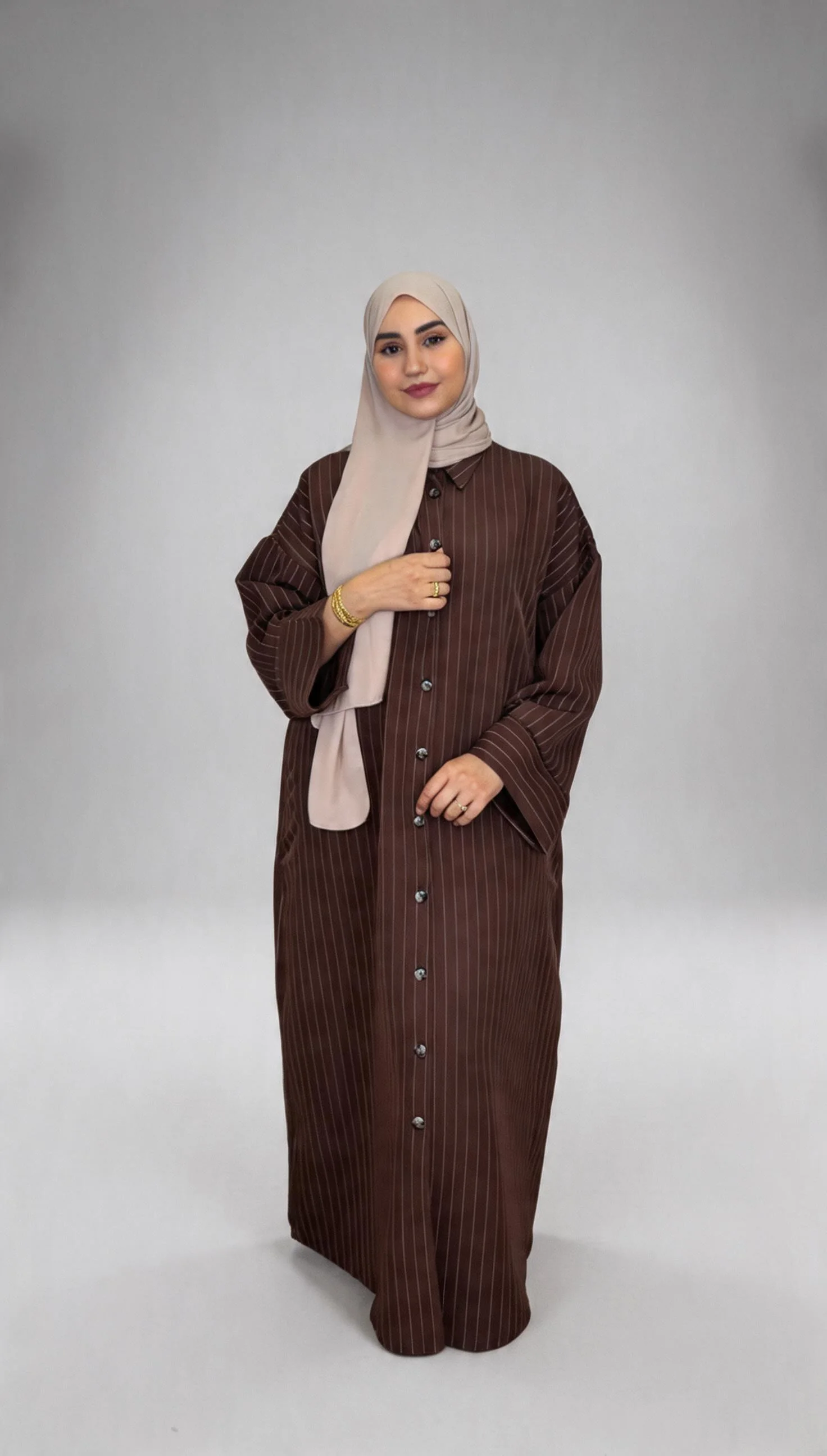 Yara Robe – أناقة صيفية راقية بكل تقة✨