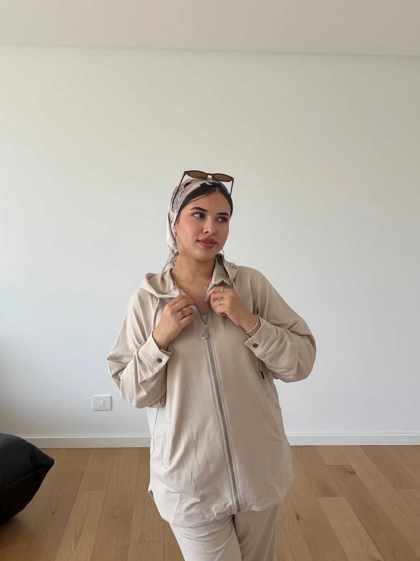 Survette Amélia — لبسة وحدة… لوك كامل