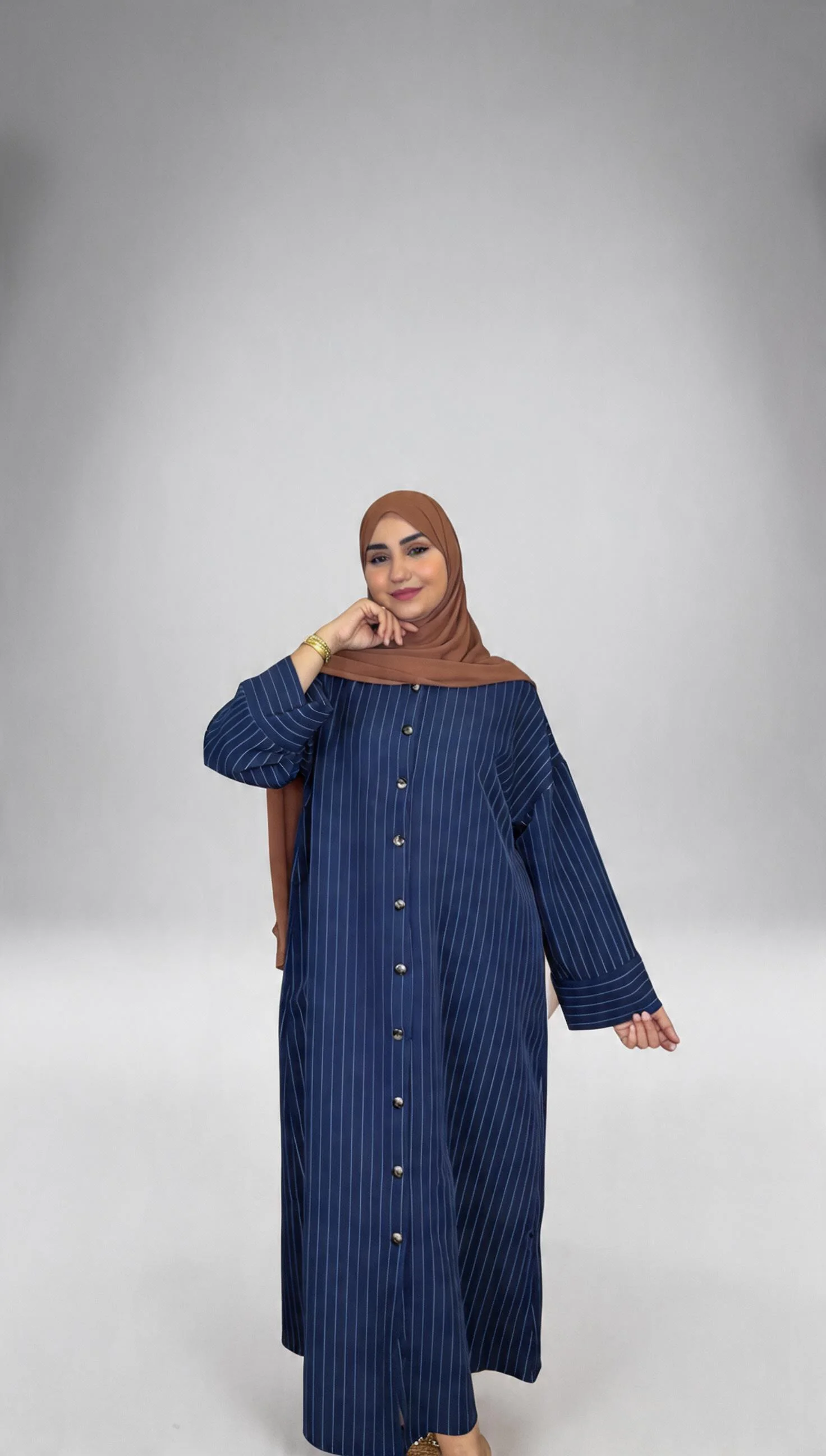 Yara Robe – أناقة صيفية راقية بكل تقة✨