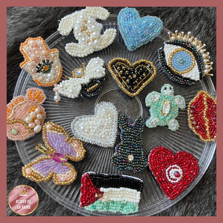 Broches brodées main