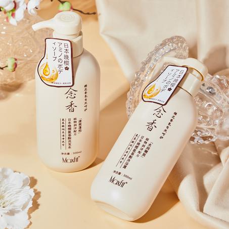 Japanese sakura shampoo