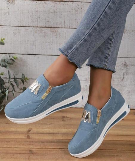 أحدية نسائية