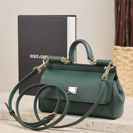 شنطة دولسي أند غابانا مني أخضر