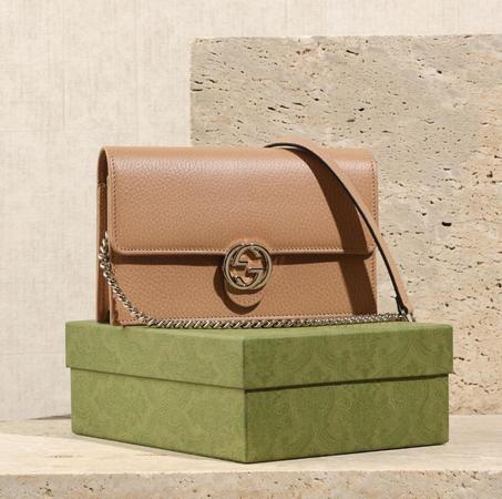 شنطة قوتشي راقيه بني