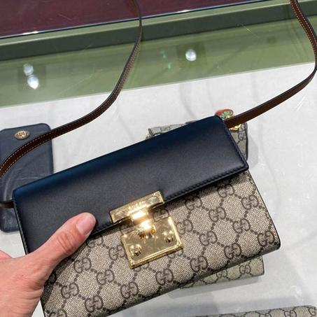 شنطة قوتشي كتف فريدة بيج واليت