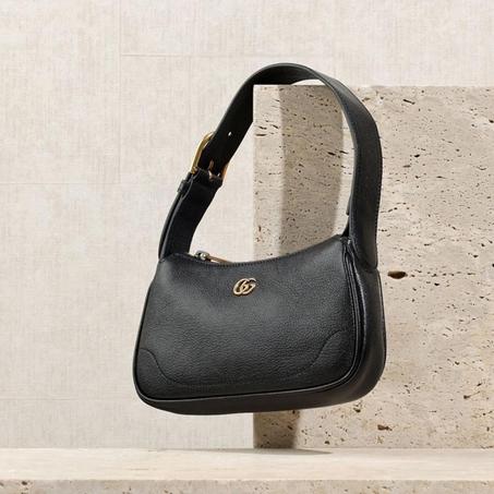 شنطة قوتشي يد راقية أسود