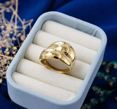 Bague Courbe  Dorée