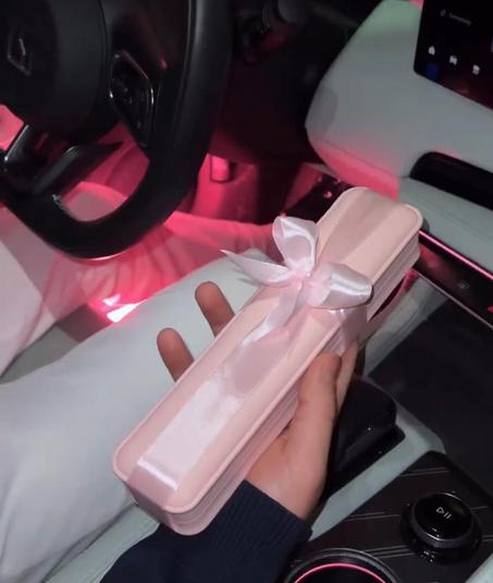 Bracelet coeur en pièrres  de diamands avec boite luxueuse 🇫🇷