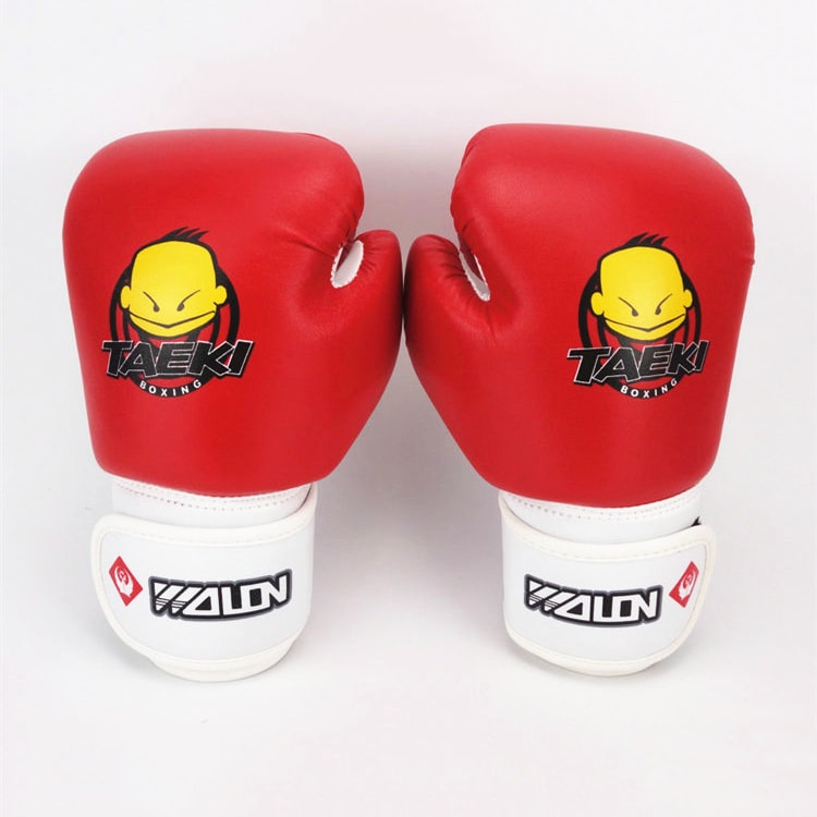 Gants de boxe rouges