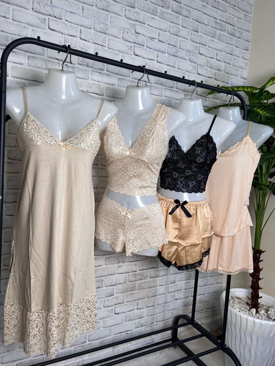 stores/f18a27e1daac483d6f7d01ef3d0811d4/products/WylpnxCyCnD7ZpEcY427Kp3faKwG1gD0d8AaLUrQ.jpg