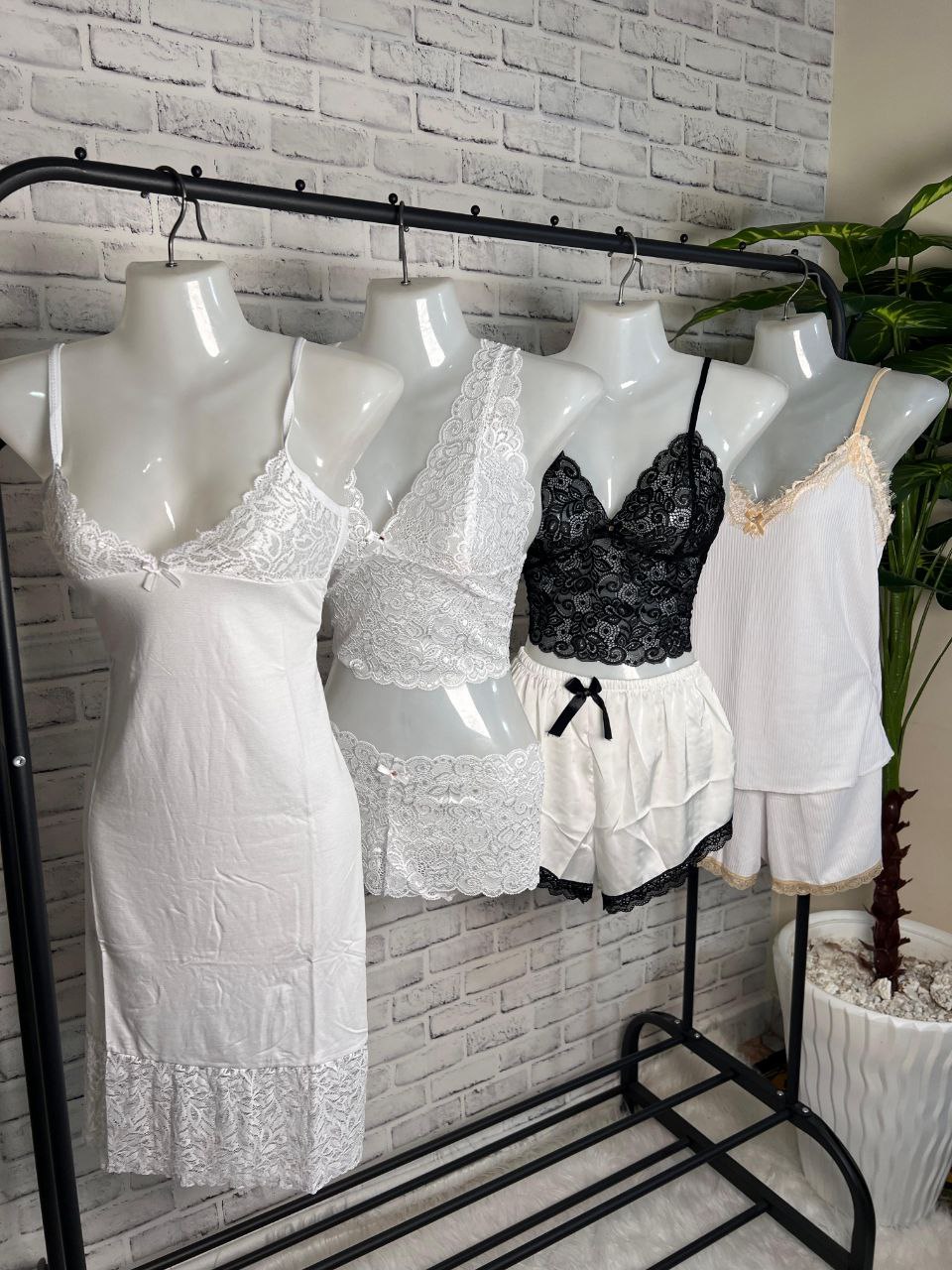 stores/f18a27e1daac483d6f7d01ef3d0811d4/products/YDCUqrhMos7ISn9sW9jHGcQhbsoCrCSvpcw1wcj8.jpg