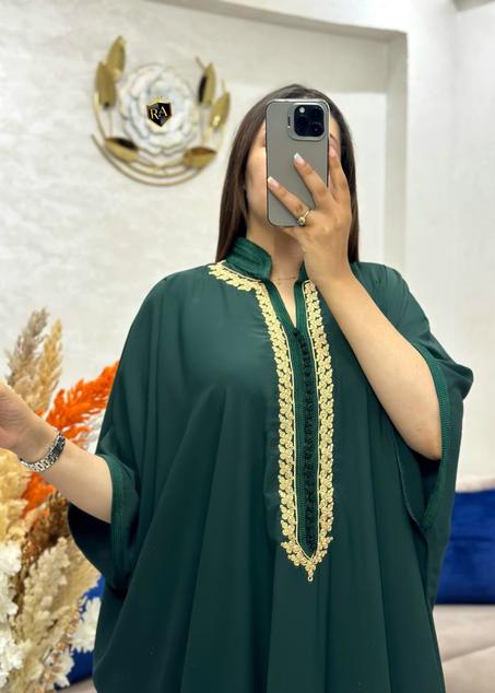 👗 فراشة عريضة راقية — أناقة مريحة لكل المناسبات