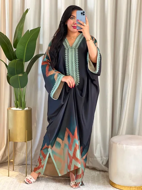 👗 فراشة عريضة راقية بثوب كريب زوم
